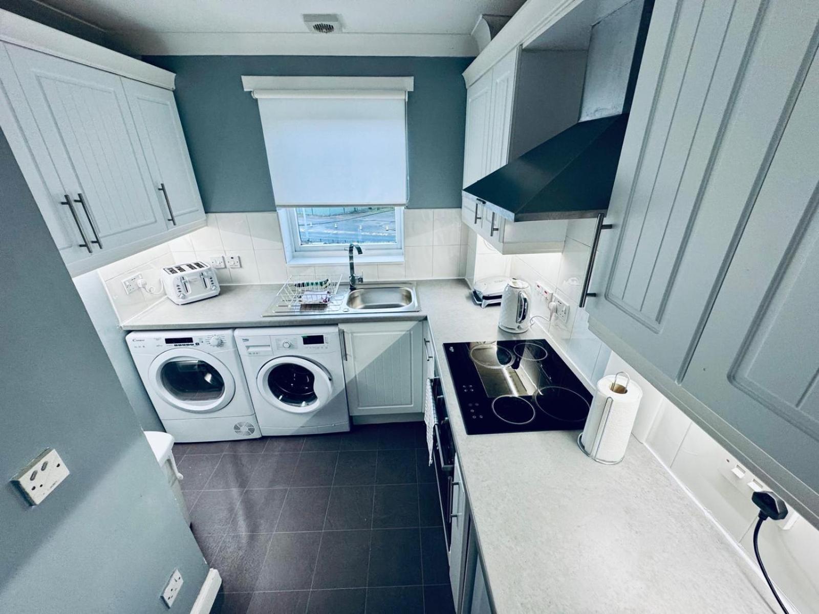 Modern 2 Bedroom Apartment Near City Centre Glasgow Exterior photo